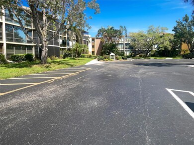 Bird Bay Leisure unit 113, Venice, FL 34285 - photo 2