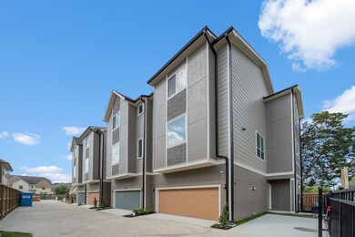 957 Judiway St unit E, Houston, TX 77018 - photo 2