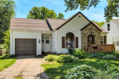 2409 47th St, Des Moines, IA 50310 - photo 2