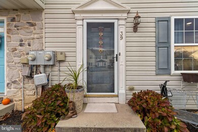 39 Laurel Dr, Myerstown, PA 17067 - photo 3