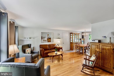 12617 Pinecrest Rd, Herndon, VA 20171 - photo 6