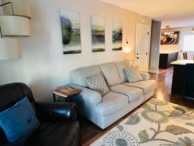 40 Winchester Ln unit 5, Fall River, MA 02721 - photo 5