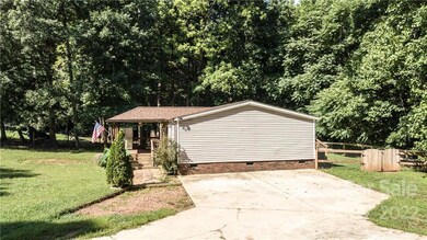 141 Sweetwater Dr unit 11, Statesville, NC 28625 - photo 4