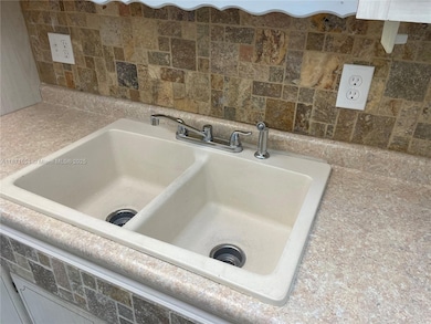 101 NW 204th St unit A-4, Miami, FL 33169 - photo 7