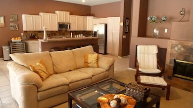 6 - Family Room 2