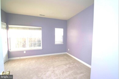 8014 Pennington Dr, Laurel, MD 20724 - photo 5