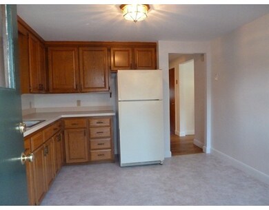 35 Oakmere St, West Roxbury, MA 02132 - photo 3