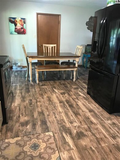 1312 Lyndon Rd, McPherson, KS 67460 - photo 4