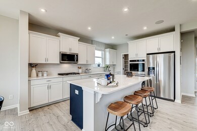 540 Bluestem Ln, New Whiteland, IN 46184 - photo 7