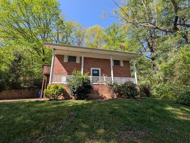 2765 Tanglewood Front Yard Duplex