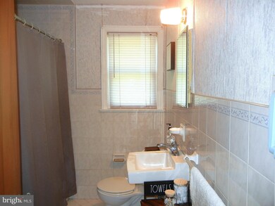 88 N Read Ave, Runnemede, NJ 08078 - photo 6