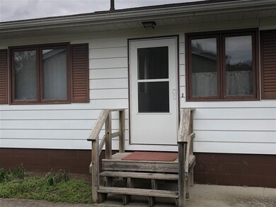 126 N 2nd St unit 5, West Branch, IA 52358 - photo 3