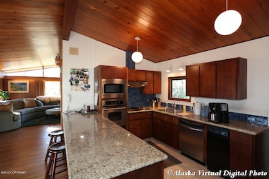 Kitchen w/Granite & Stainless
