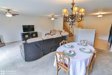 6909 Hunt Dr, Macungie, PA 18062 - photo 7