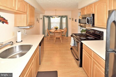 13901 Preacher Chapman Place, Centreville, VA 20121 - photo 4