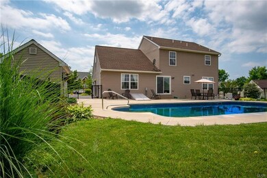 4127 Redbud Dr W, Whitehall, PA 18052 - photo 5