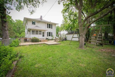 1001 SW Webster Ave, Topeka, KS 66604 - photo 3