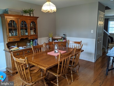 450 Devon Ct unit 463, Downingtown, PA 19335 - photo 7