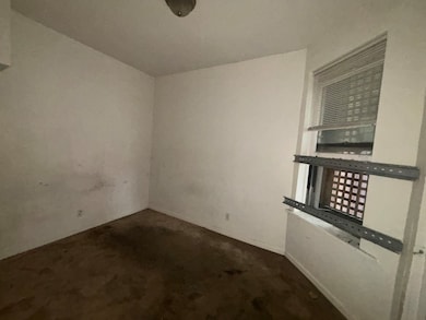 6617 S Vernon Ave, Chicago, IL 60637 - photo 4