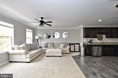 3019 Cloverdale Ave, Pennsburg, PA 18073 - photo 6