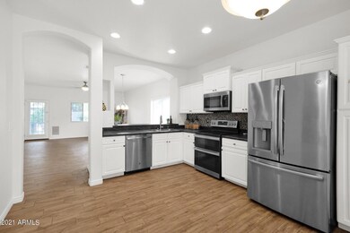 1184 E Locust Dr, Chandler, AZ 85286 - photo 6