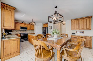 Lots of cabinets & walk-in pantry