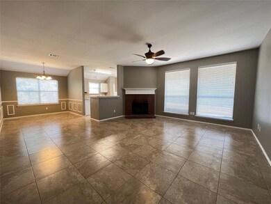 3017 Stroll Dr, Granbury, TX 76049 - photo 3