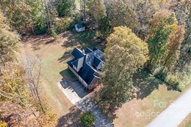 211 Carters Farm Dr, Statesville, NC 28625 - photo 5