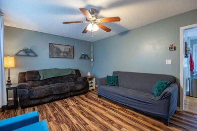 408 Newman Dr, Clarksville, TN 37042 - photo 5