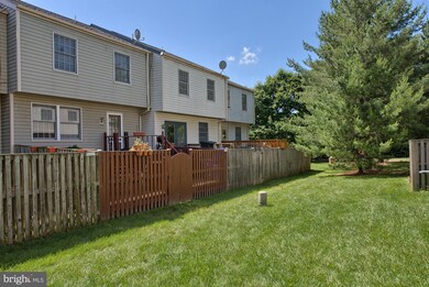 18814 Sky Blue Cir, Germantown, MD 20874 - photo 5