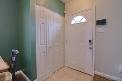 4-Foyer