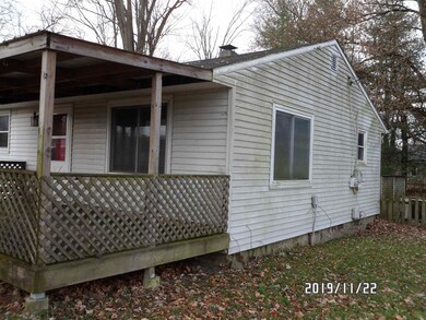 258 S Leedy Ln, Andrews, IN 46702 - photo 2