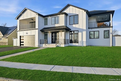 267 Sprucewood Dr, Levittown, NY 11756 - photo 3