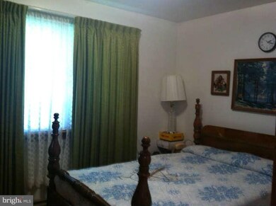 5562 Oak Park Rd, Oakpark, VA 22730 - photo 4