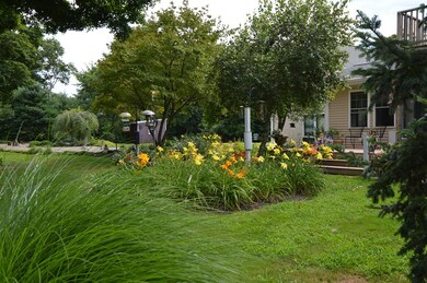 261 Union St unit B, Millis, MA 02054 - photo 7