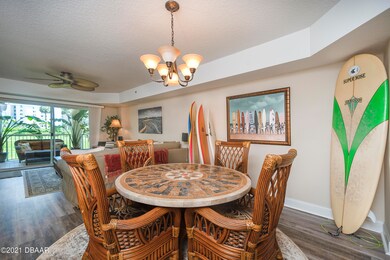 DINING ROOM TO BALCONY