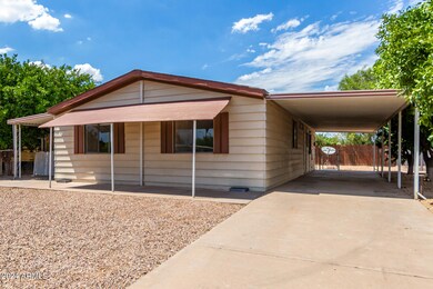 Front Yard/Carport