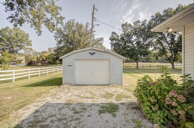 3904 State Route 15, Freeburg, IL 62243 - photo 3