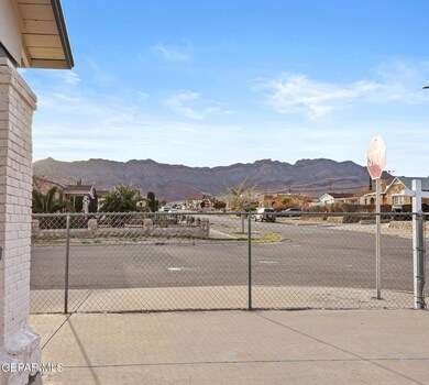 3900 Jefferson Ave, El Paso, TX 79930 - photo 4