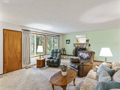 31478 Fir View Ln, Creswell, OR 97426 - photo 6