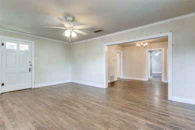 518 W Bullock St, Denison, TX 75020 - photo 5