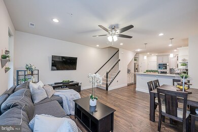 7312 Harlow Way unit B, Hanover, MD 21076 - photo 6