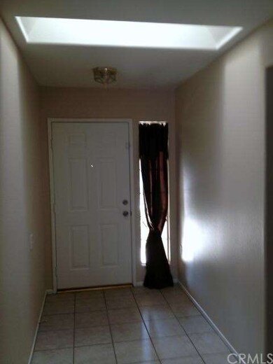 Bright entryway!