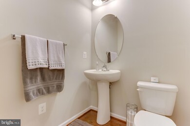 810 Savile Row Terrace, Purcellville, VA 20132 - photo 7