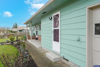 1086 24th Ave SE, Albany, OR 97322 - photo 5