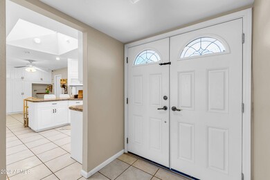 401 E Carson Dr-12