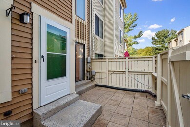 9323 Jarrett Ct, Montgomery Village, MD 20886 - photo 3