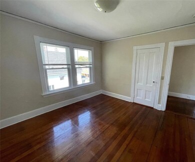 11 Russell Ave unit 2, Newport, RI 02840 - photo 7