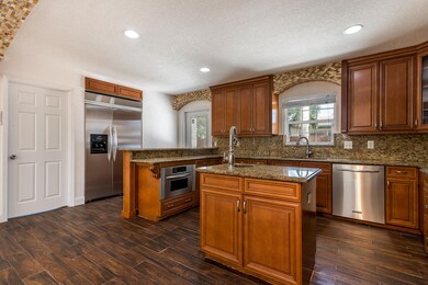 6880 Osborne Dr, Lake Worth, FL 33462 - photo 7