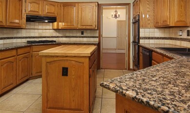 801 Scarlett Rd, Weatherford, TX 76087 - photo 7